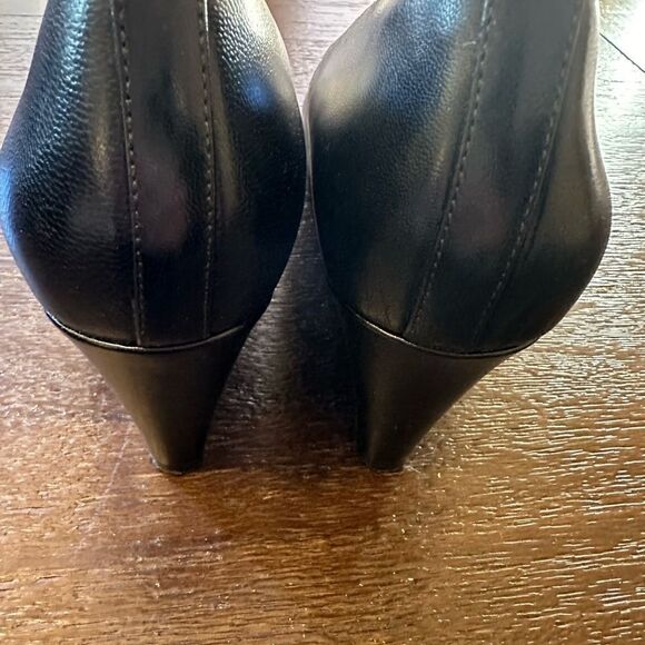 Naturalized Wright Wedge Black 7 - Picture 4 of 7